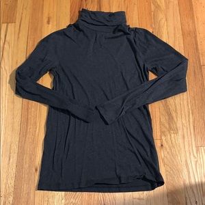 Charcoal Gray J Crew Turtleneck Size Large